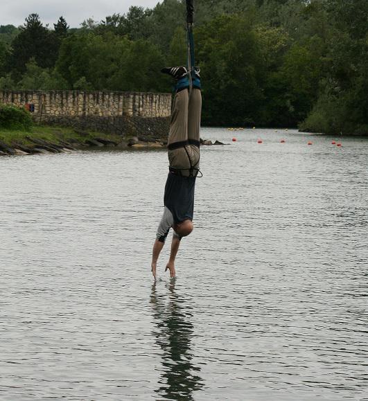 Saut à l'élastique Spécialiste du saut à l'élastique Adrénaline — free download